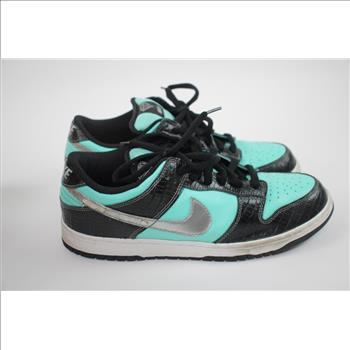 Diamond X Nike Dunk Low Premium SB 