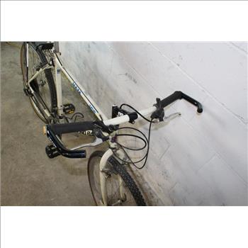 Diamondback Hybrid Bike