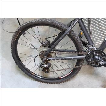 Diamondback Response XE Mountain Bike