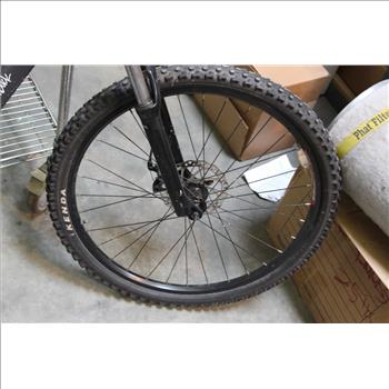 Diamondback Response XE Mountain Bike