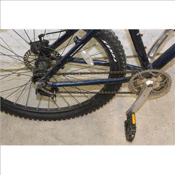 Diamondback Topanga Mountain Bike
