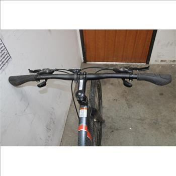 Diamondback Trace Bike - Black