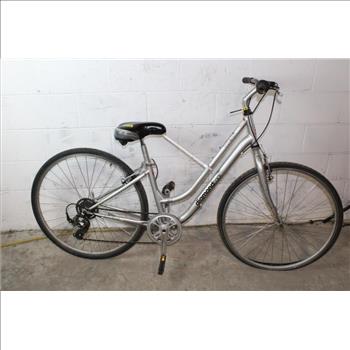 Diamondback Vital Hybrid Bike