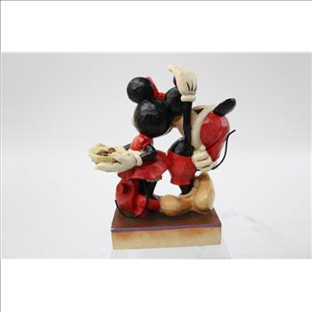 Disney Traditions Showcase Collection 