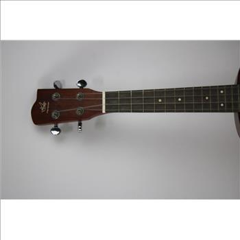 Dong Ling DL-23 Ukulele In Case, Plush Toys And Toothless Dragon Figure, 4 Pieces