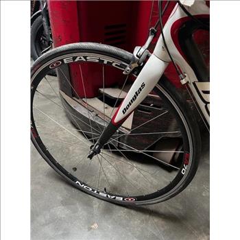 Douglas Matrix Road Bike