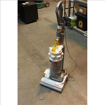 Dyson Upright Bagless Vacuum