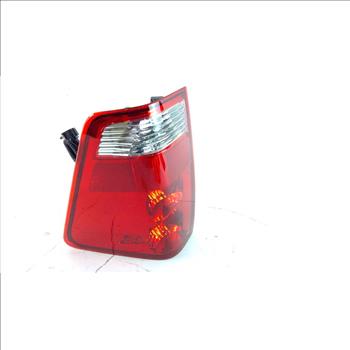 Eagle Eyes Nissan Passenger Side Rear Lamp