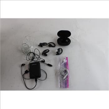 Earbuds And Power Bank Lot, 5+ Pieces