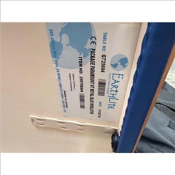 Earthlite Royal Blue Massage Table