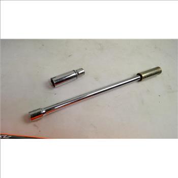 Easton Baseball Bat, Electric Ratchet, Socket Extension