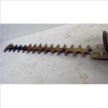 ECHO HC-152 Gas-Powered Hedge Trimmer