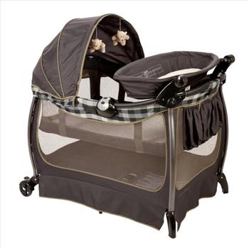 Eddie Bauer Complete Care Play Yard