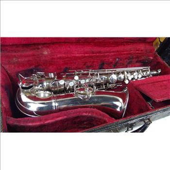 Elkhart Saxophone In Case