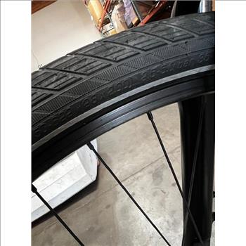 Emotion EVO Cross Electric Bike - NEEDS REPAIRS