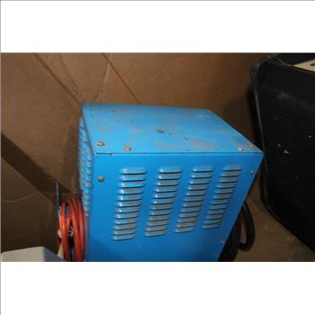 Enforcer SCR Battery Charger