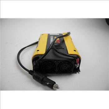 EverStart Maxx 1000W Inverter