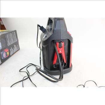 EverStart Maxx Jump Starter With Air Compressor And Inverter