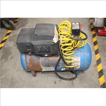 EX-Cell 8 Gal Air Compressor