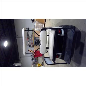 E-Z-Go TXT Golf Cart