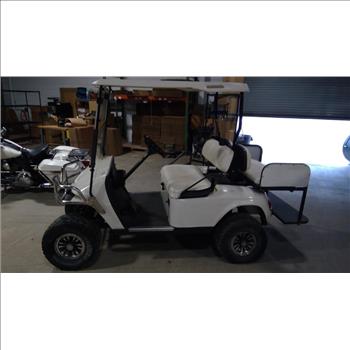 E-Z-Go TXT Golf Cart