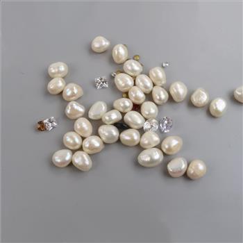 Faceted Loose Jewelry Craft Stones And Beads, 40+ Pieces