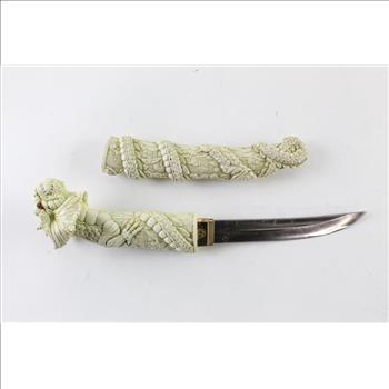 Fantasy Dagger With Stand