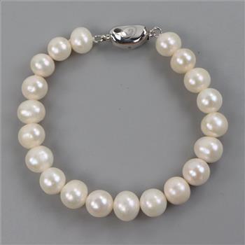 Fashion White Beaded Bracelet