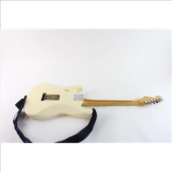 Fender Stratocaster Electric Guitar