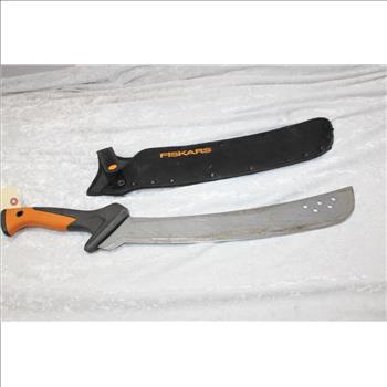 Fiskars Machete With Sheath