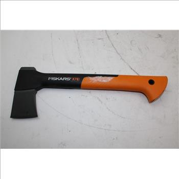Fiskars X7 14 Inch Hatchet