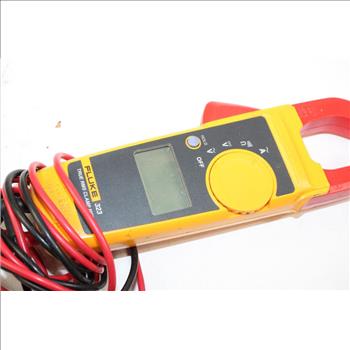 Fluke 323 True RMS Clamp Meter With Case