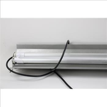 Fluorescent Light With 2 Bulbs