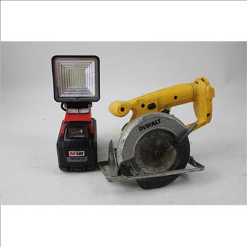 FN250C Porter Cable 16-Gauge Finish Nailer Kit, Portable LED Worklight, And DEWALT DW935 Cordless Trim Saw 5 3/8in.