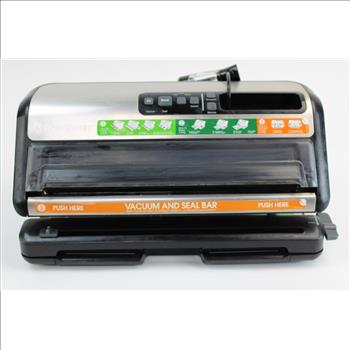 FoodSaver FM5200 Series 2-In-1 Vacuum Sealing System