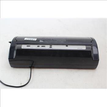 FoodSaver V2220 Advanced Design Vacuum Food Sealer