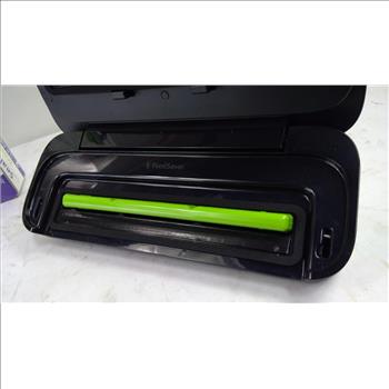 FoodSaver Vacuum Sealer With Seal Rolls