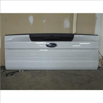 Ford F-250 Tailgate W/ Backup Camera