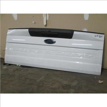 Ford F-250 Tailgate W/ Backup Camera