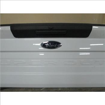 Ford F-250 Tailgate W/ Backup Camera