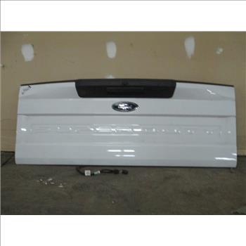 Ford F-250 Tailgate W/ Backup Camera