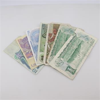 Foreign Currency, 8 Pieces