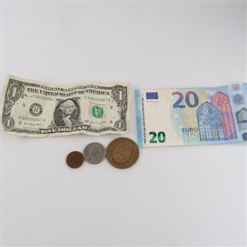 Foreign & US Currency With Token, 5 Pieces