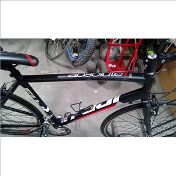 Fuji Absolute 2.0 LE Bike