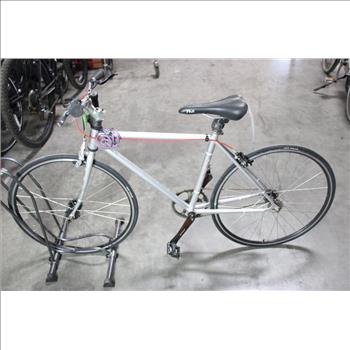 Fuji Classic Single Speed Road Bike