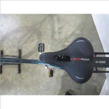 Fuji Cross Town Urban Bike