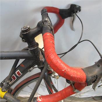 Fuji Finest-AL Road Bike