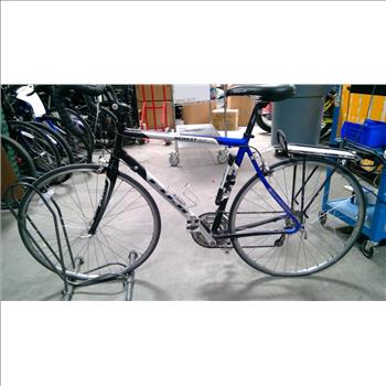 Fuji Newest 3.0 Road Bike