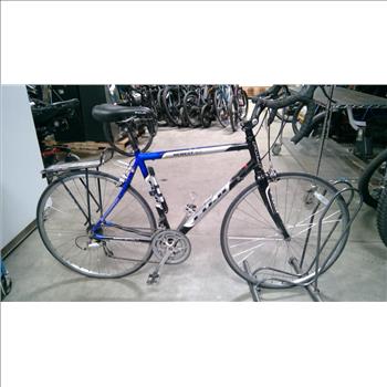 Fuji Newest 3.0 Road Bike