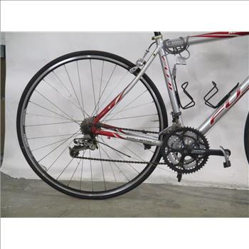 Fuji Newest 30 Road Bike